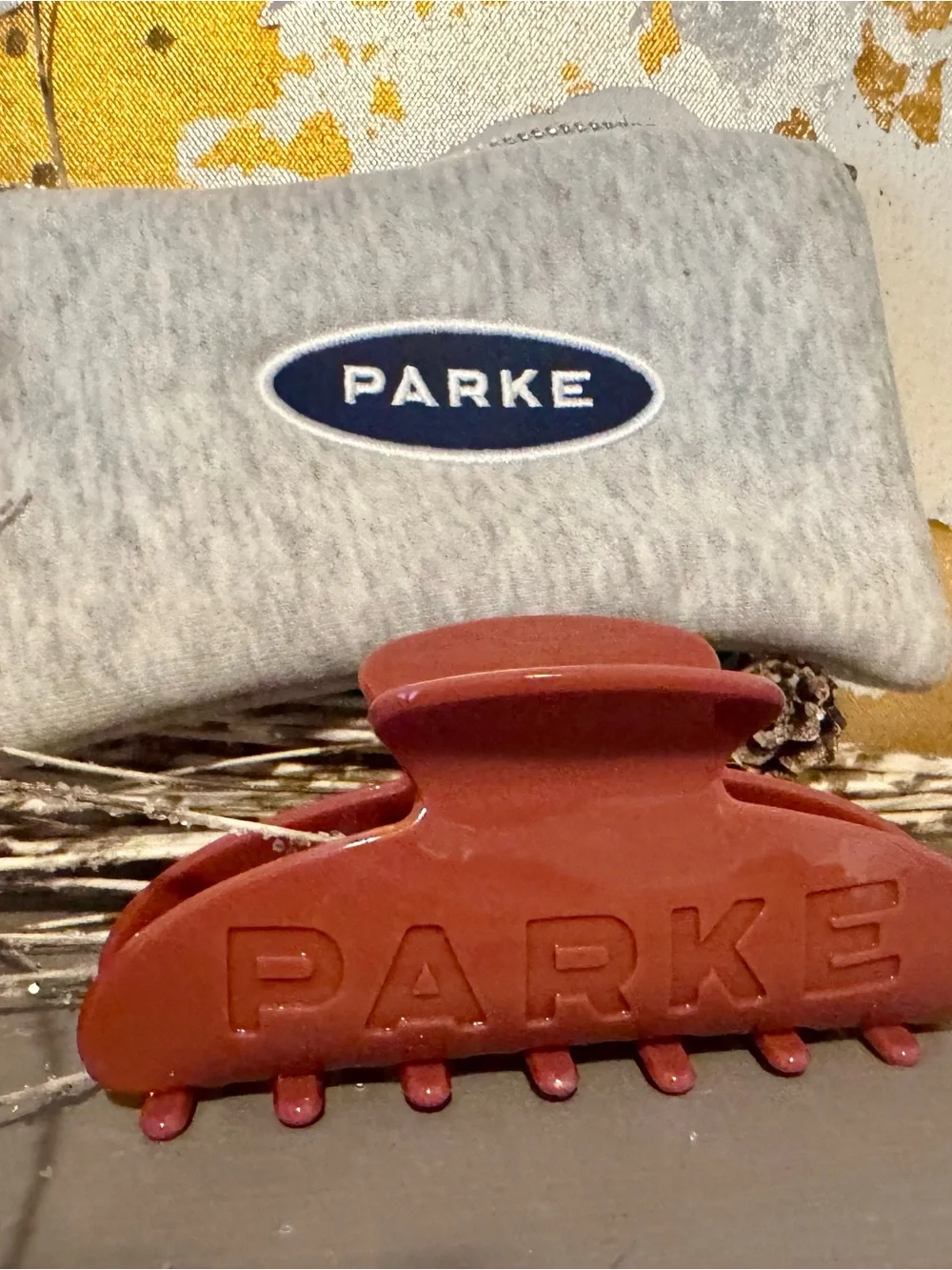 PARKE UT TEXAS college 2 tone hat with matching BNWT burnt orange claw clip